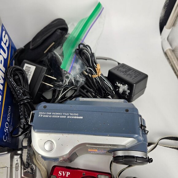 Digital Camera 35mm Video Charger Battery Cords SD Cards Lot 8+ PARTS Repair - Picture 8 of 11